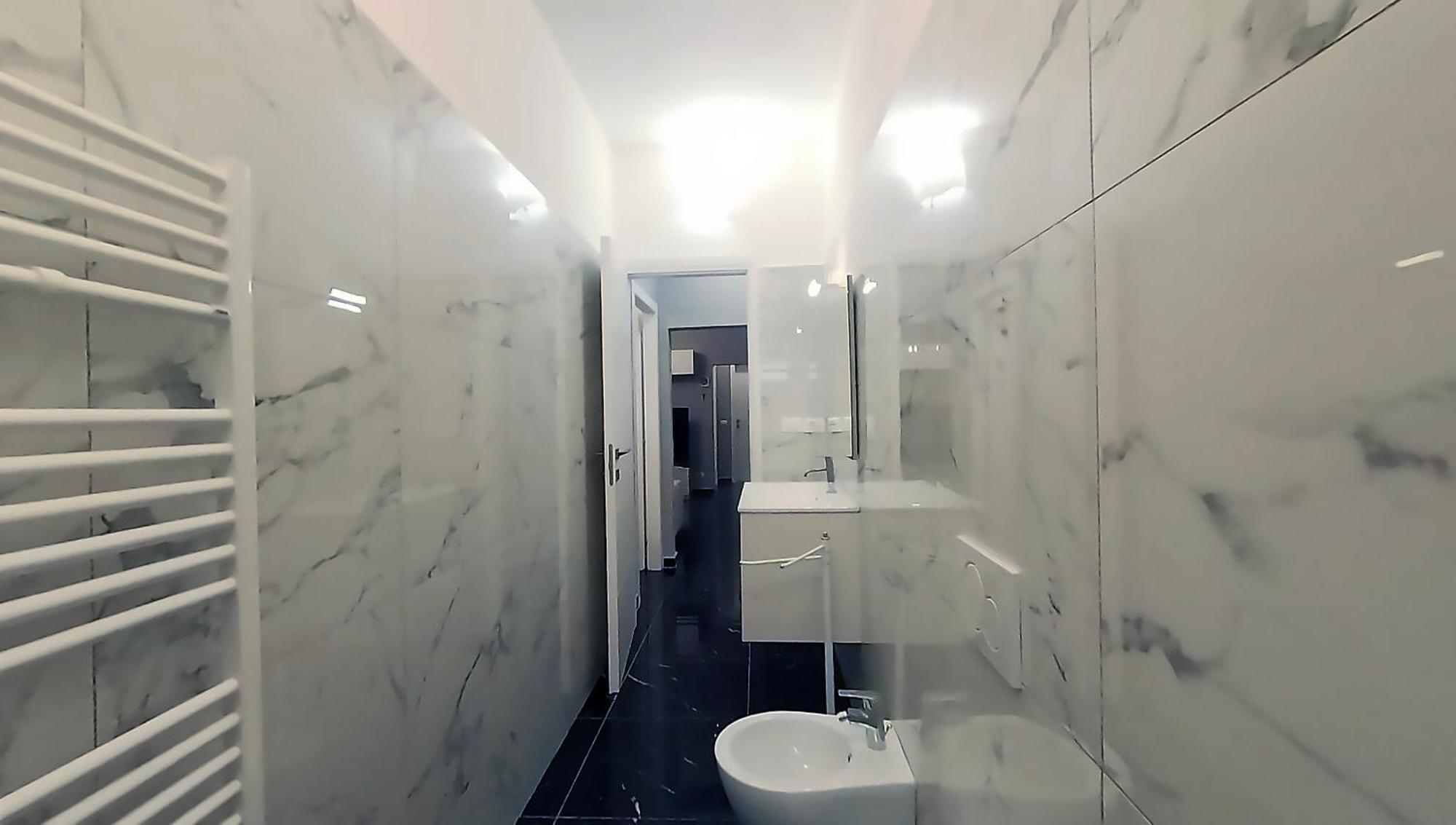 Tra Centro E Mare - Intero Appartamento Con Parcheggio Savona Exterior foto